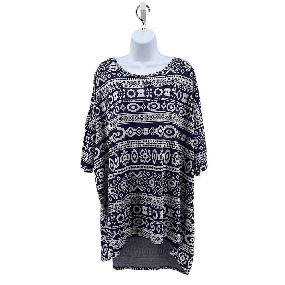 Lularoe Blue White Aztec Tunic Top Womens 3XL Short Sleeve Stretch Round Neck